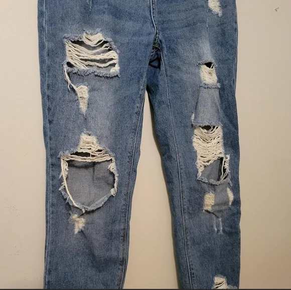 Cello Distressed Straight Leg Jeans - Picture 2 of 5